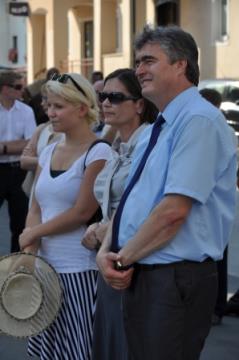 KNOBLEHARJEVO 2012 - Otvoritev ceste in pločnika do osnovne šole Frana Metelka 27